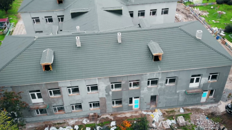 В смт Іванівка триває реконструкція будівлі дитячого ясла-садка "Лелеченя